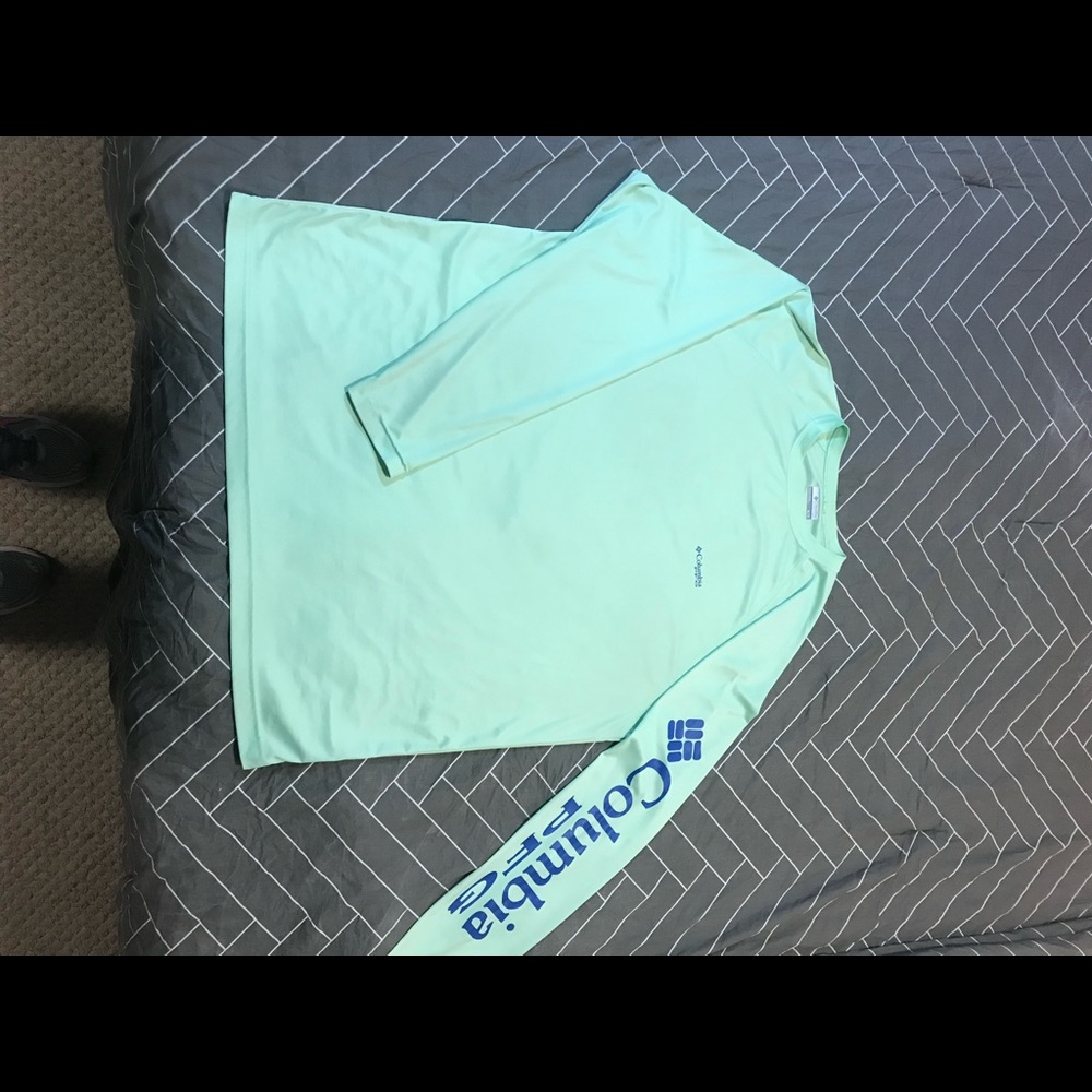 Men’s XL PFG shirt!
